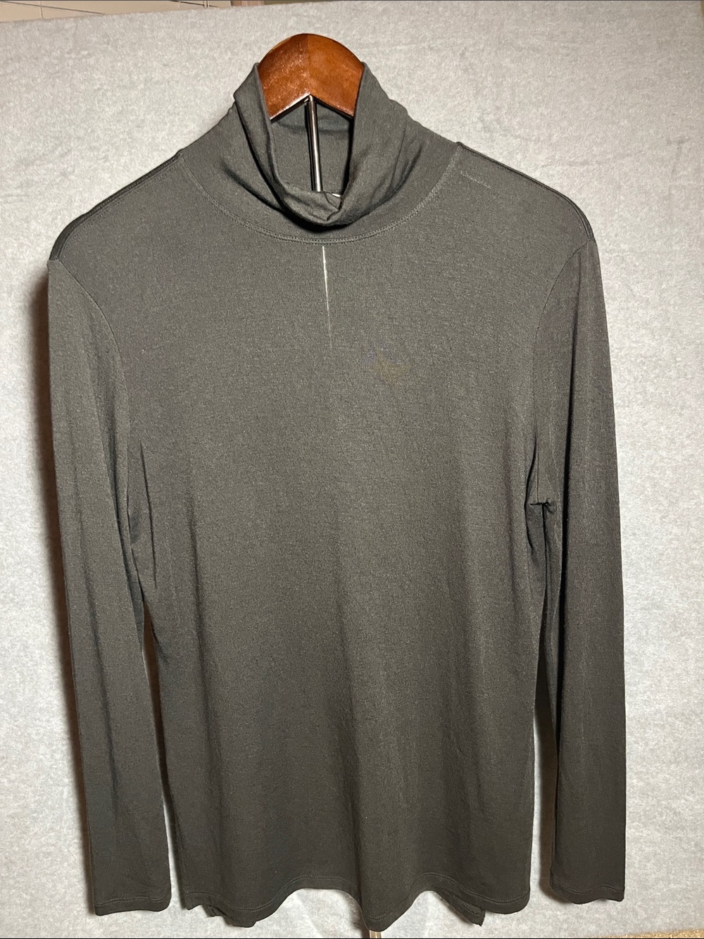 Athleta Women's Dark Gray Turtleneck Long Sleeve Top